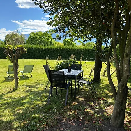 Apartment With Garden - Larihome A62 *