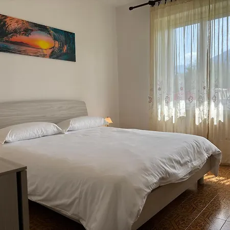 Apartment With Garden - Larihome A62 *