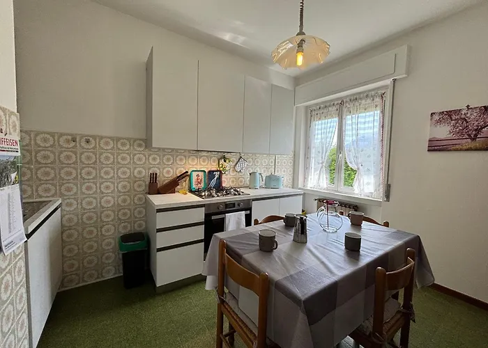 Appartement With Garden - Larihome A62